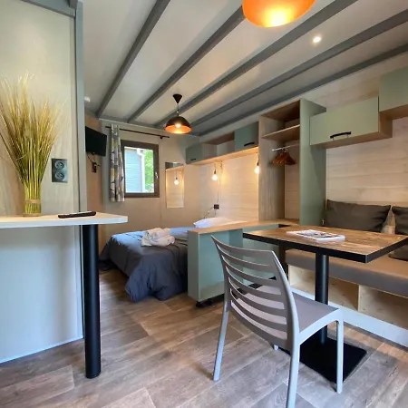 Campsite La Venise Verte Coulon